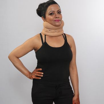 Cervical Collar Deluxe